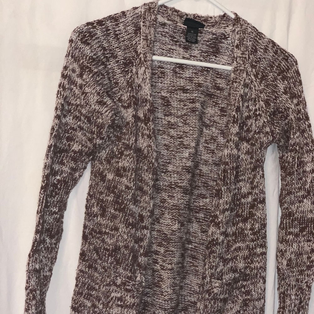 Cardigan sweater